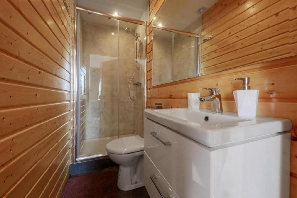 Glamping Gliczarow Klapnioki Bed and Breakfast Leśnica Εξωτερικό φωτογραφία